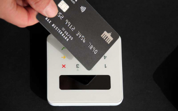 Bezahlen mit der Deutschland-Kreditkarte