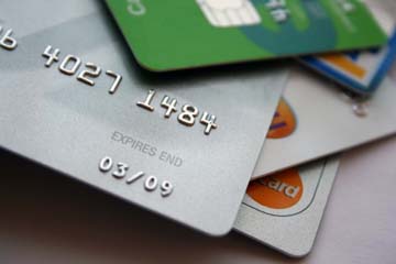 Kostenfallen von Kreditkarte umgehen